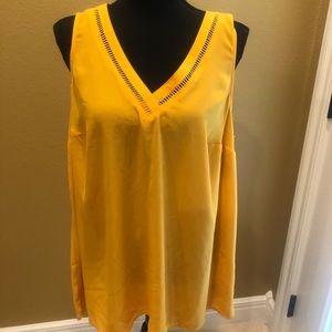 Torrid size 1 mustard silky tank